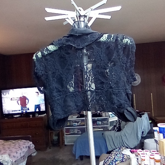 Vest - Picture 2 of 2